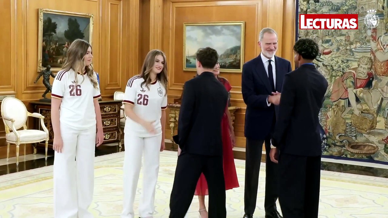 El saludo entre Lamine y el rey Felipe VI que rompe el protocolo