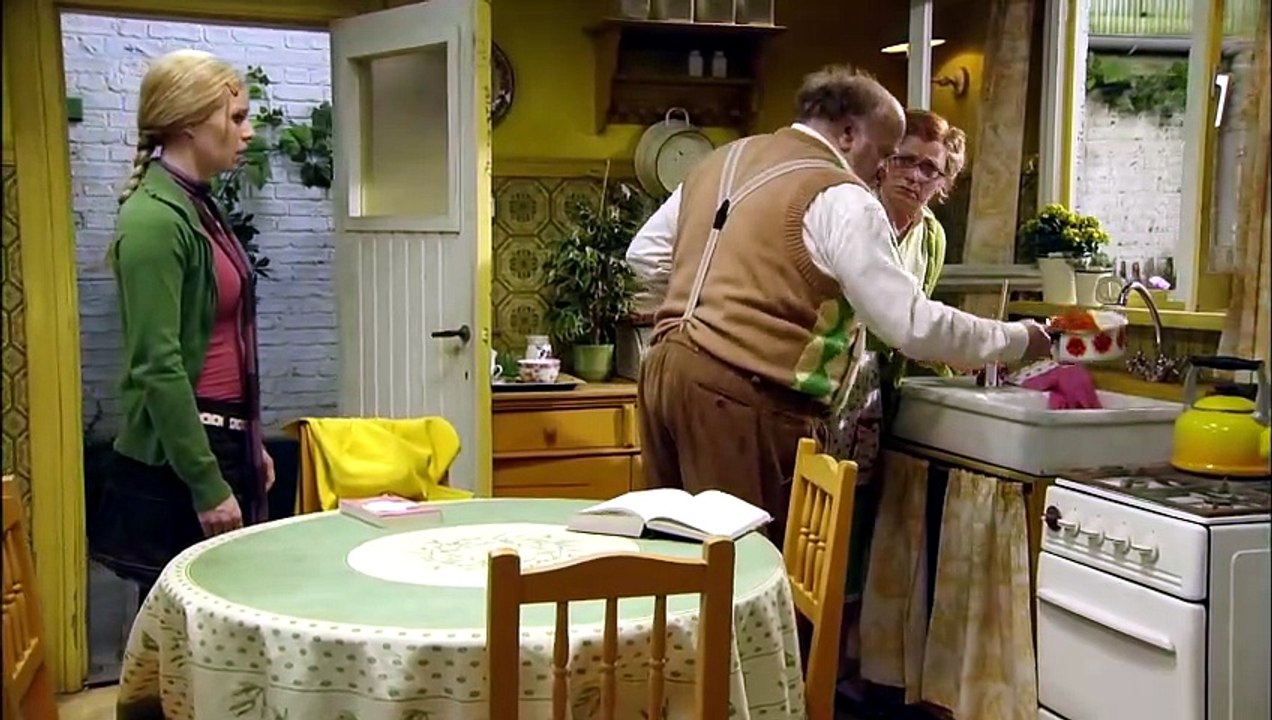 Mega Mindy s05e07 - De ontsnappingskoning (1080p)