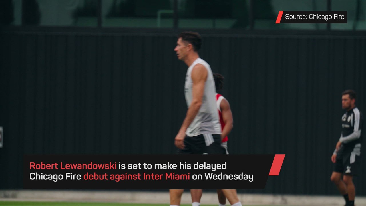 Lewandoski faces Messi´s Inter