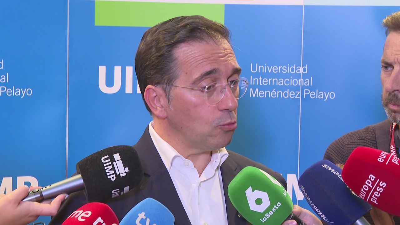 Reacciones políticas depsués de que el socio de Zapatero le sitúa como mediador en el rescate de Plus Ultra