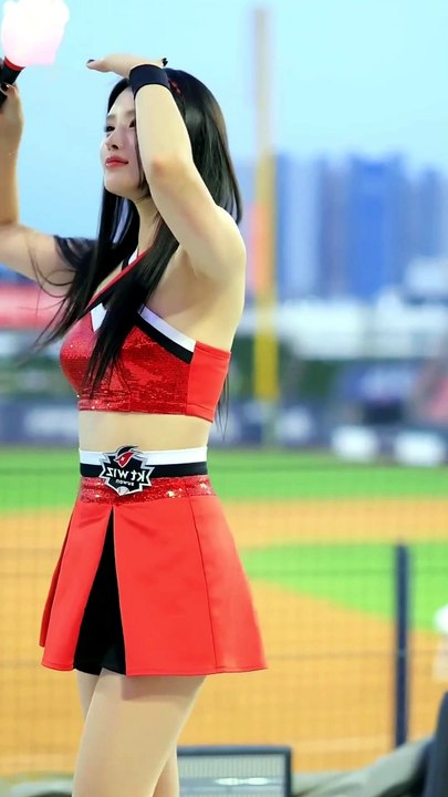 KT Wiz Cheerleader Kim Jeong-won New Uniform Hit Song Dance Fancam | Cheerleader EP 157