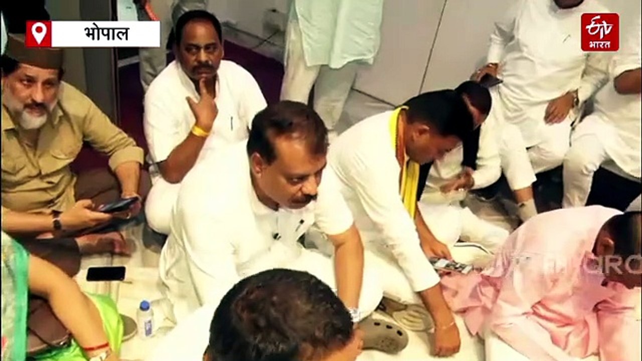 मध्य प्रदेश के कई शहरों में सड़कों पर कांग्रेसी, राहुल गांधी के रिहाई की मांग