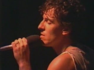 I'm on Fire - bruce springsteen 85 live paris