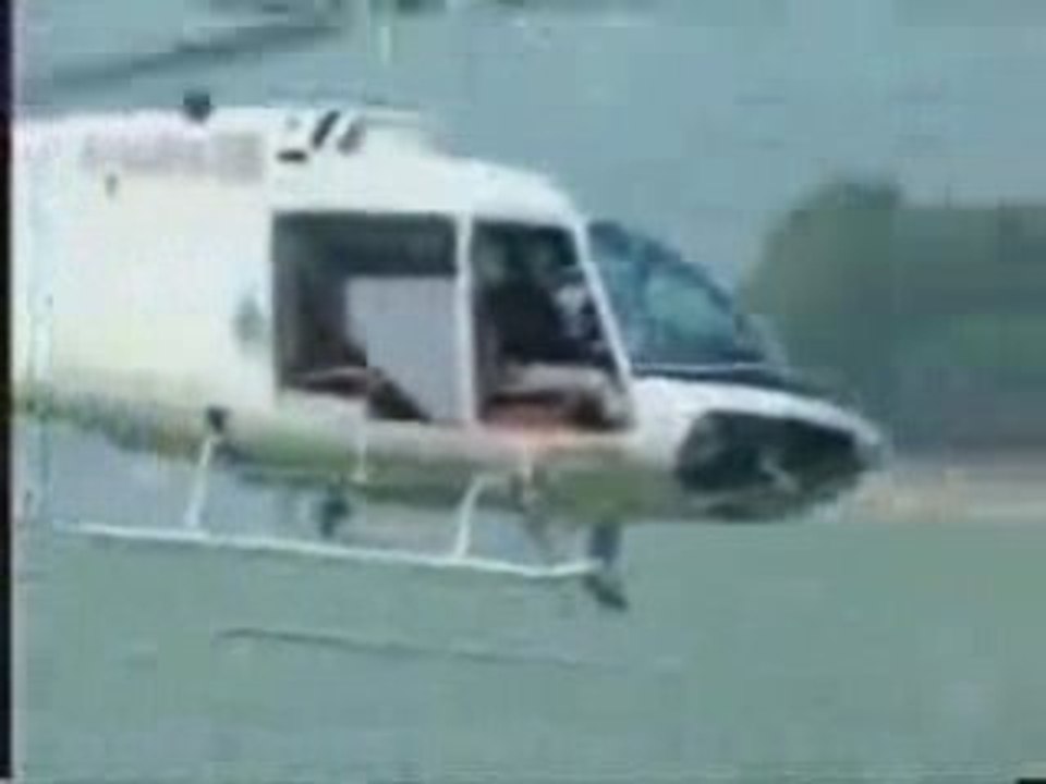 Régis fait de l'hélico