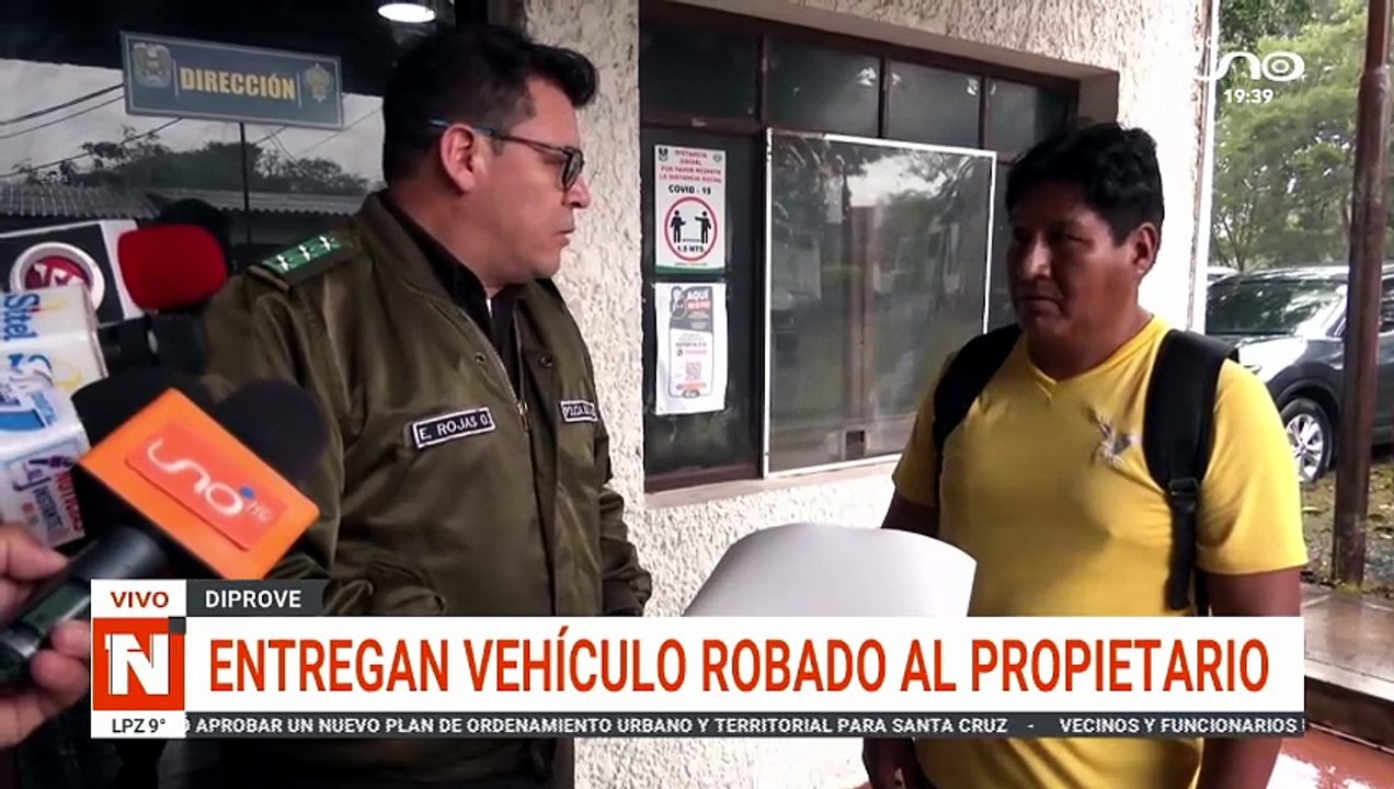 ENTREGAN VEHÍCULO ROBADO EN SCZ