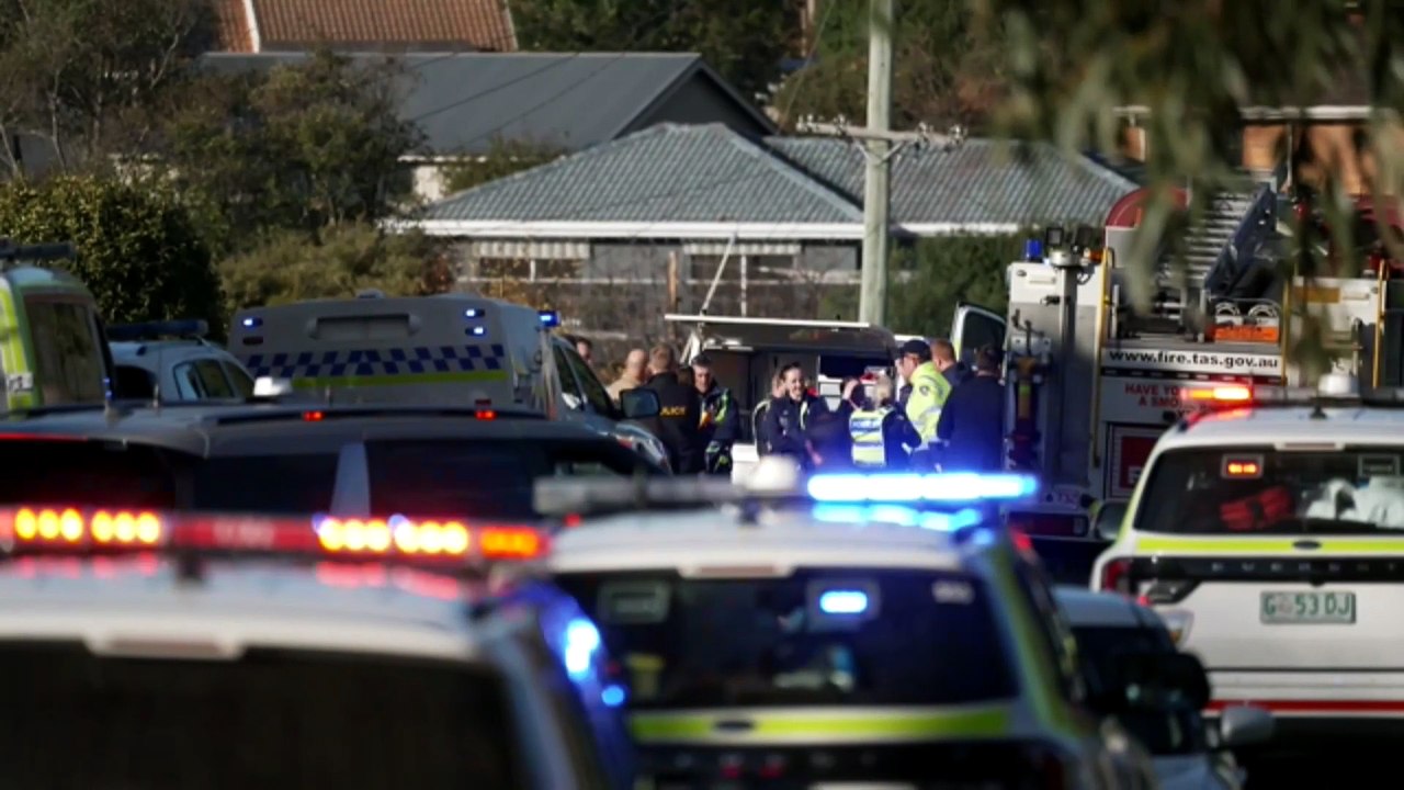 Retired police officers lambast minister for trauma support delay