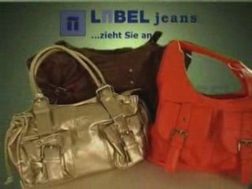 Label-Jeans zieht Sie an.