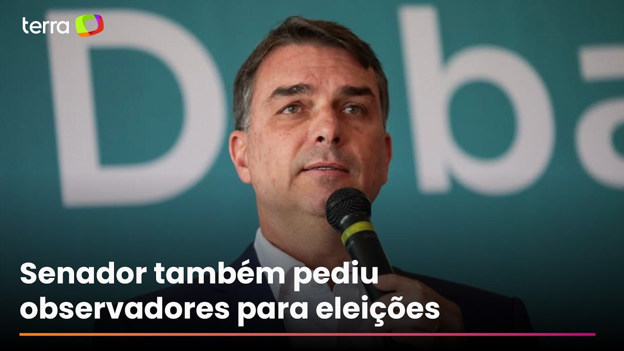 A embaixadores, Flávio repete Bolsonaro e cita dado já desmentido pelo TSE sobre urnas eletrônicas
