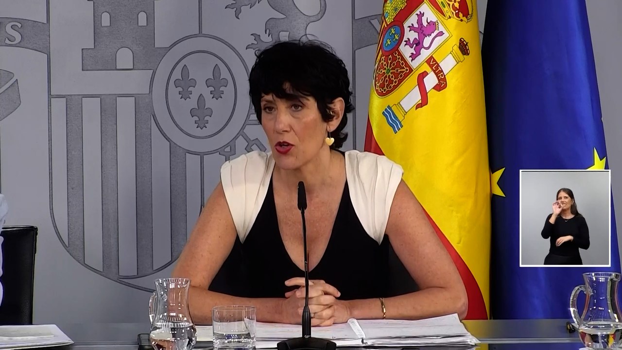 Elma Saiz reparte 2 millones en publicidad inst...