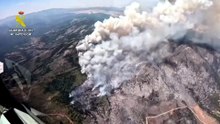 Съёмка с воздуха показывает масштаб лесного пожара в Ла-Миерле в Испании