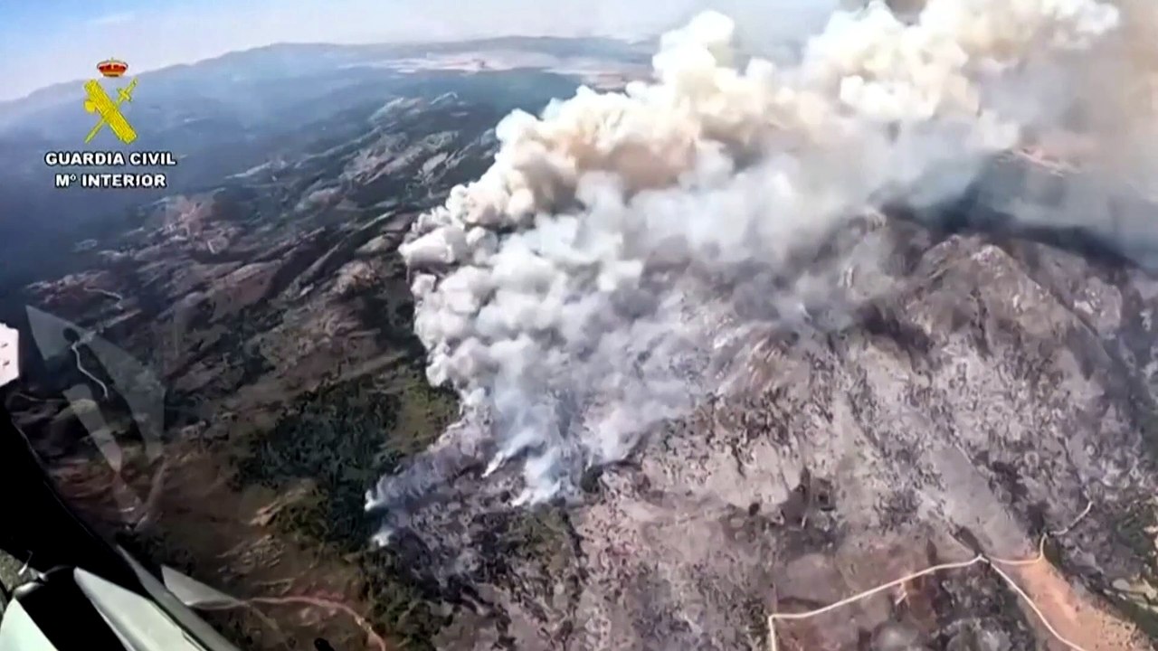 لقطات جوية تكشف حجم حريق غابات لا ميرلا في إسبانيا