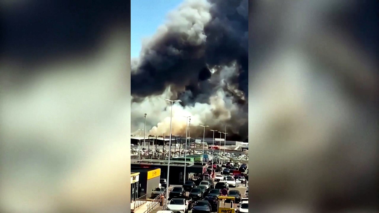 Two firefighters killed battling wildfires, French officials say