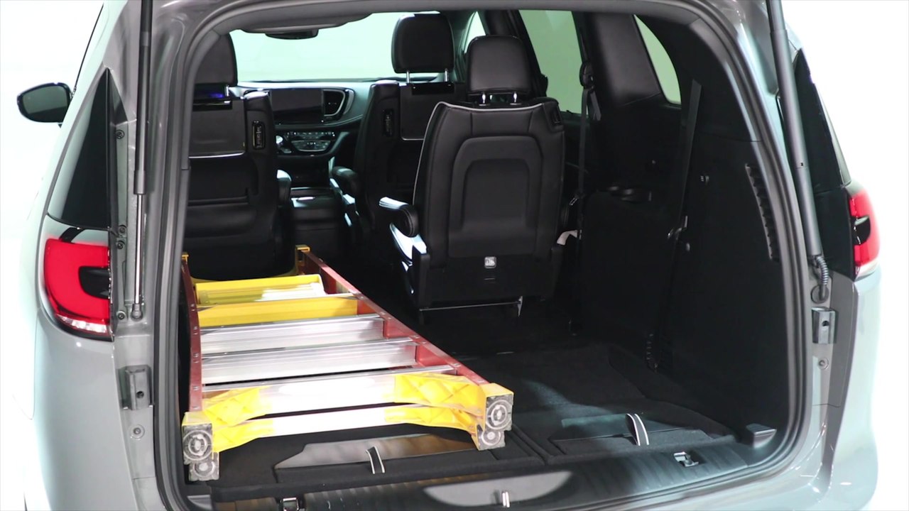 2027 Chrysler Pacifica – Stow ‘n Go