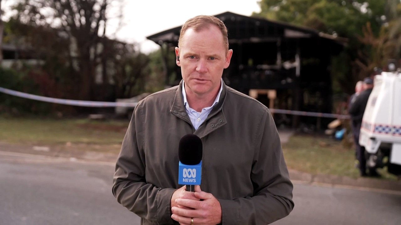Queensland police investigating after two people died in Logan house fire