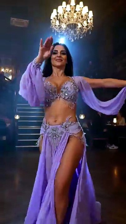 Mesmerizing Belly Dance Performance in 4K | Cinematic Oriental Dance Show
