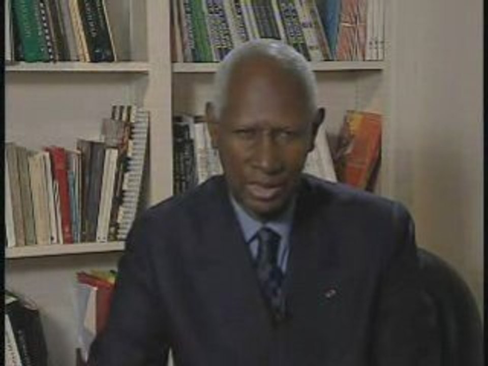 enorme boulette de la journaliste hallucinant !!!!