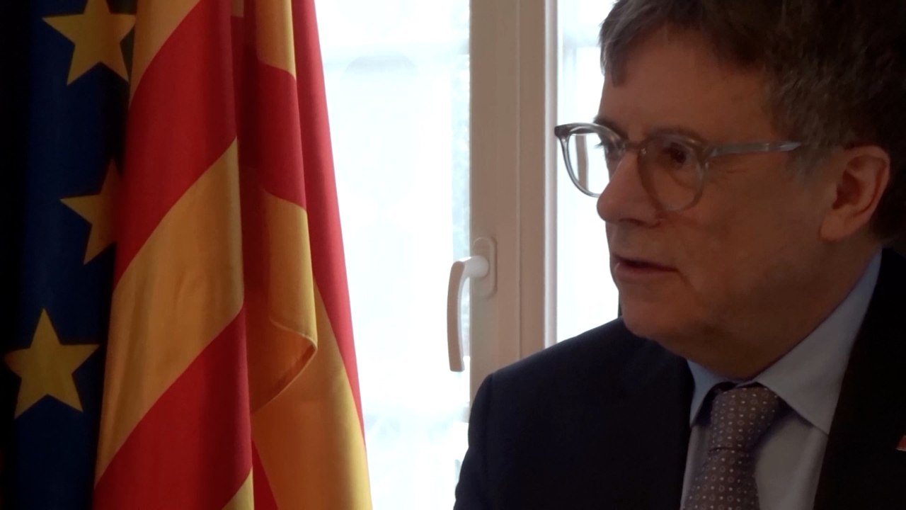 Puigdemont prepara su regreso a España: el plan A es hacerlo coincidir con el aniversario del 1-O