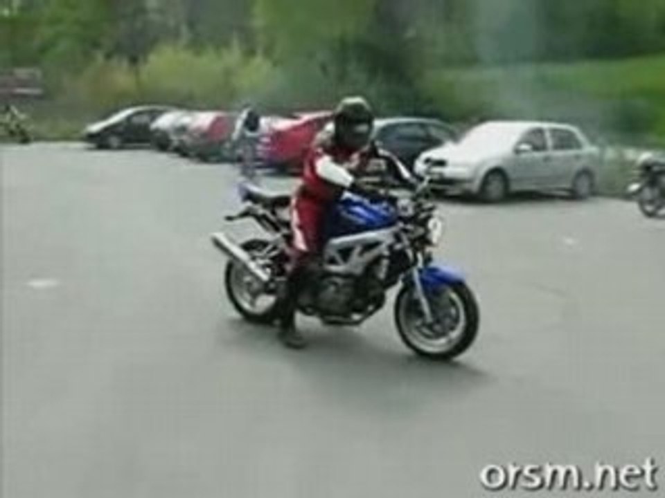 regis et sa moto ...trop con