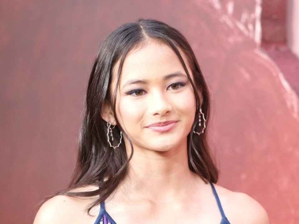 Mit nur 18 Jahren gestorben: Stars nehmen Abschied von Kaylee Hottle