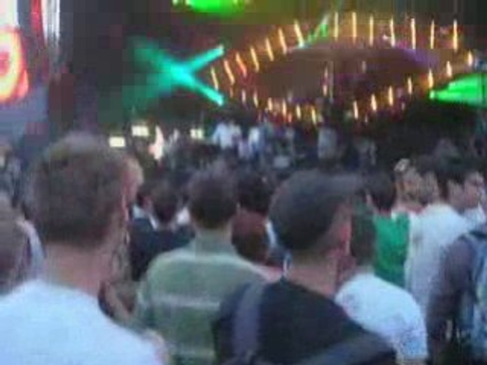 04/07/08-Underworld-Born Slippy_Clip1 @ Main Square Festival