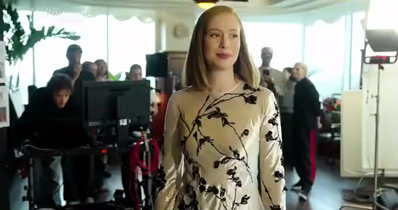 Hannah Einbinder Says "When I'm Driving, I'm Dancing" When it Comes to the Road | Off Script Moment [Full Movie]
