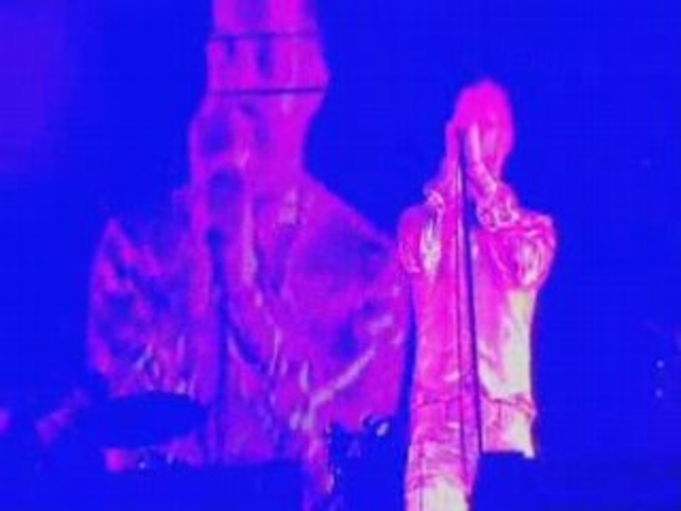 The Killers - Jenny Was A Friend Of Mine - Glastonbury 2007