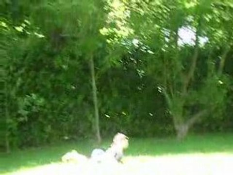 Gabriel joue au foot