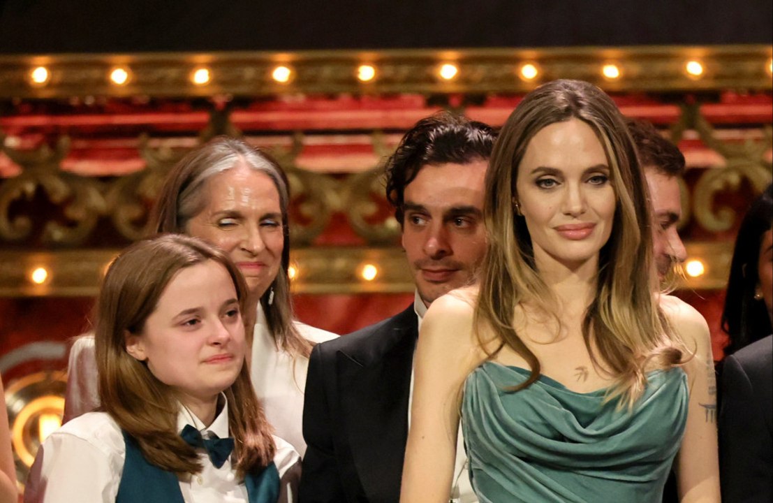 Vivienne Jolie-Pitt möchte Nachnamen von Vater Brad Pitt ablegen