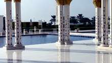 SUNRISE sur la Mosquée d'Abou Dhabi