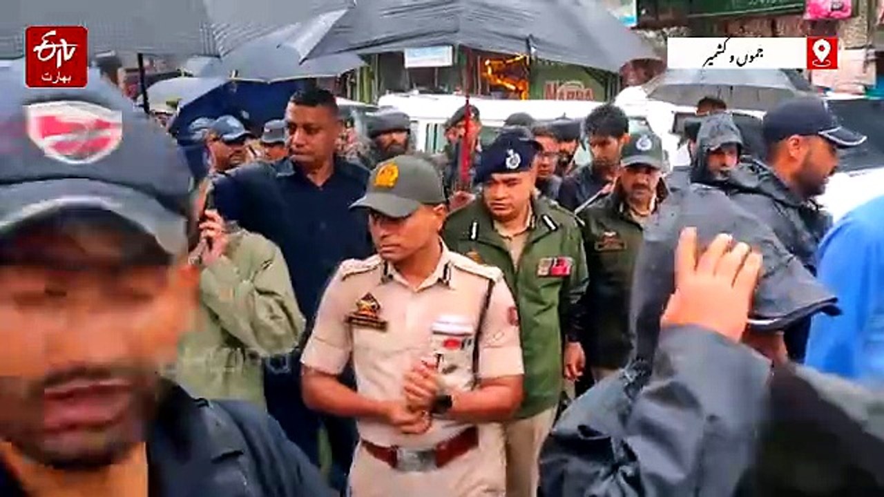 لال چوک اننت ناگ میں حملے کے بعد ڈی جی پی اور آئی جی پی کشمیر کا دورہ، سیکورٹی صورتحال کا تفصیلی جائزہ لیا