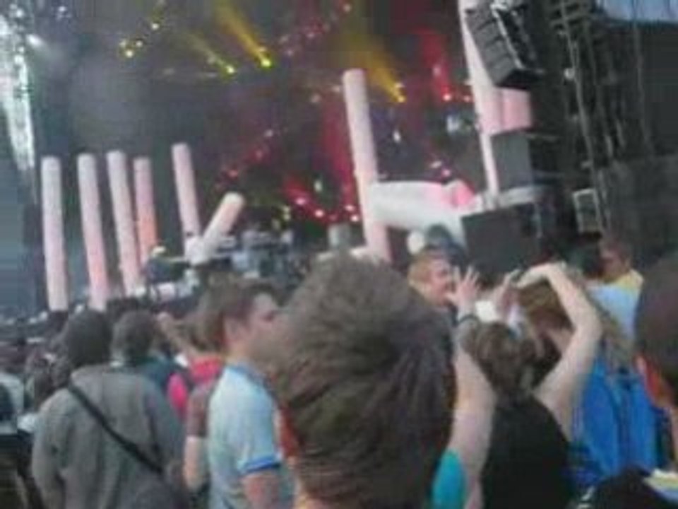 Underworld-King of Snake & 2 months off Clip2 @ Main Square