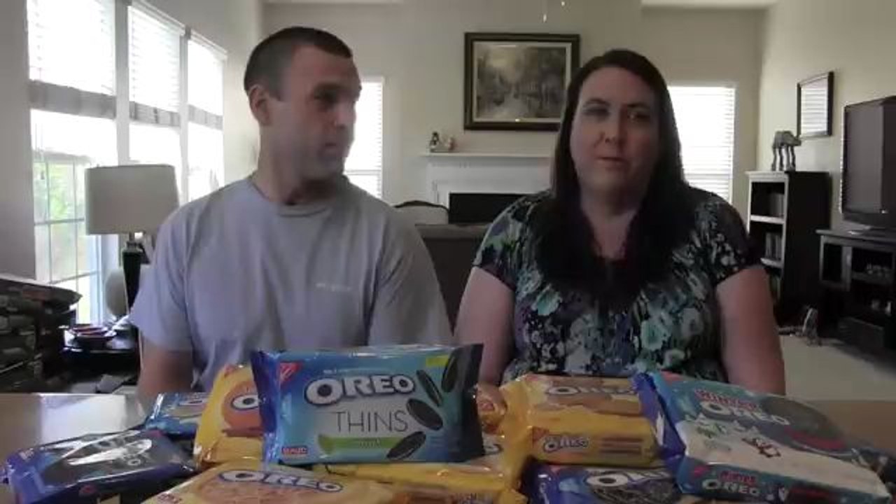 Oreo Cookie Challenge With Paul & Shannon _ PSToyReviews