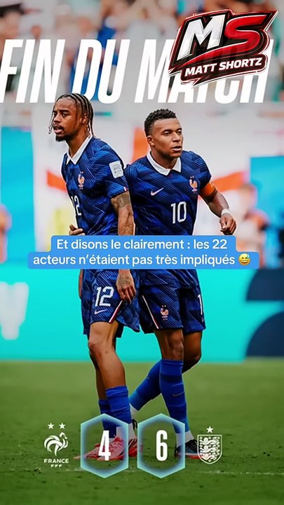 Ester Exposito avec le maillot de l’equipe de France pour Mbappé 😅