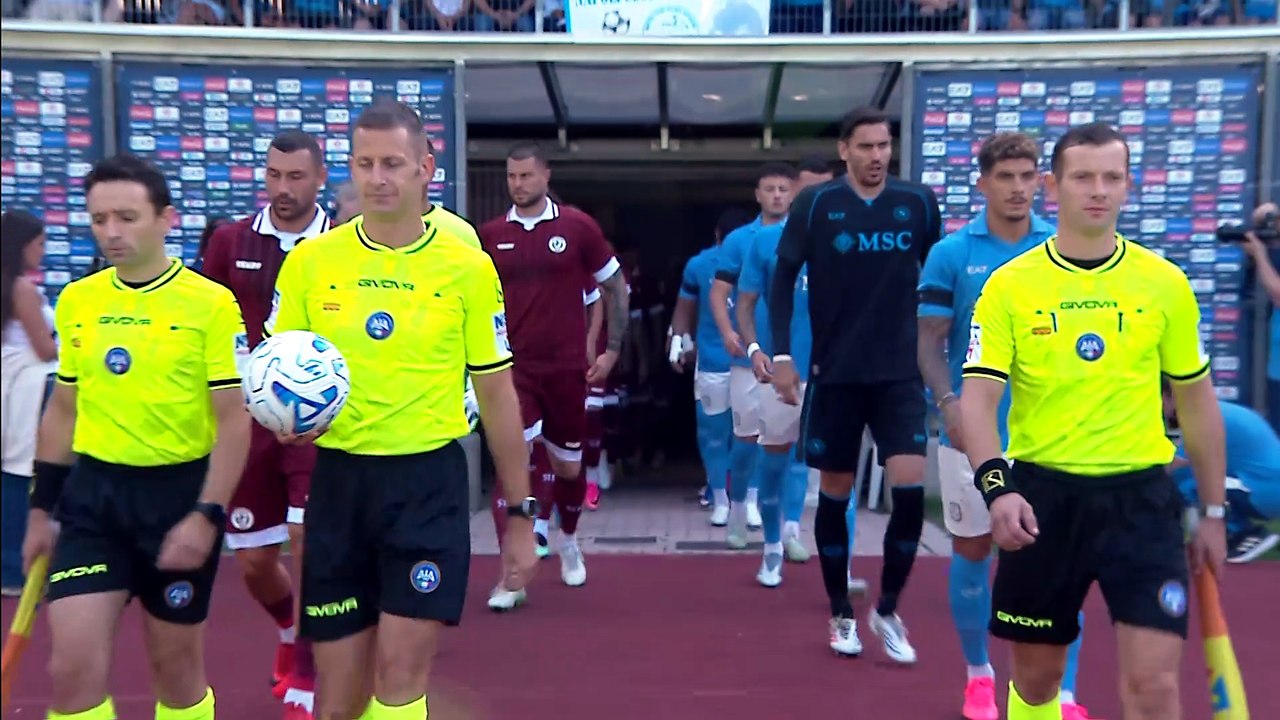 Napoli-Arezzo 1-3, gli azzurri di Allegri steccano la prima: gli highlights
