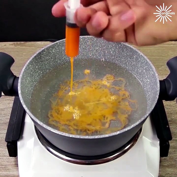 Genius kitchen hacks you'll need to try!