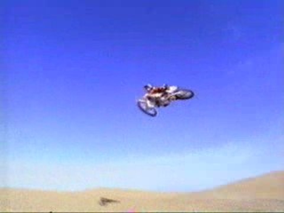 COMPILATION BIG JUMP MOTO CROSS FMX CRUSTY DEMONS 1/3 - Vidéo Dailymotion
