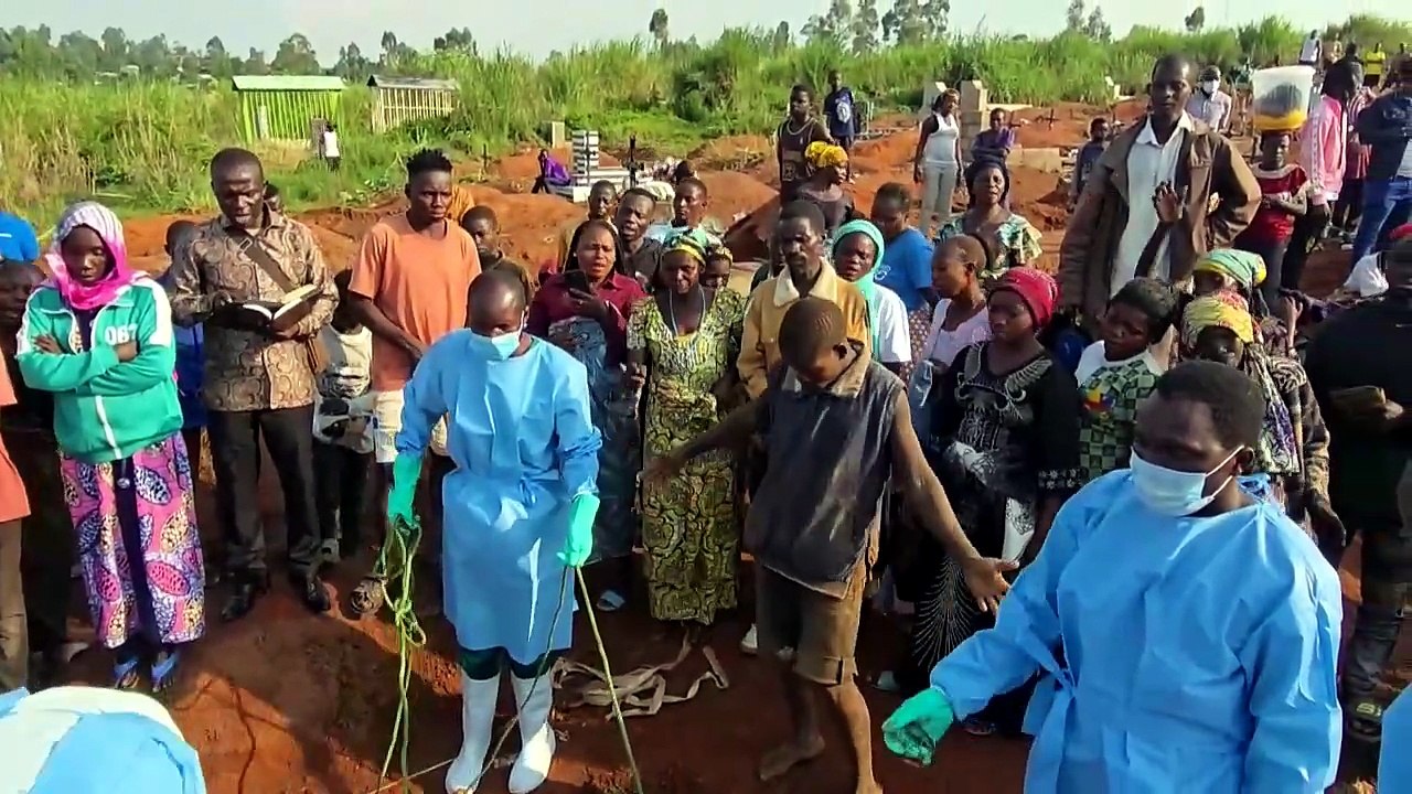 La RD del Congo roza los 1.000 muertos por el brote de ébola