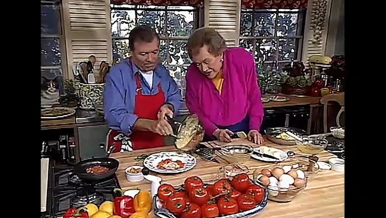 Julia & Jacques Cooking at Home | Eggs-Boiled, Scrambled, Omelets, Frittatas, Eggs Benedict | TV Reality Series (1999) S01-E10 [Full Movie]