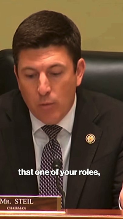 GOP Rep. confronts Smithsonian director over 'activism'