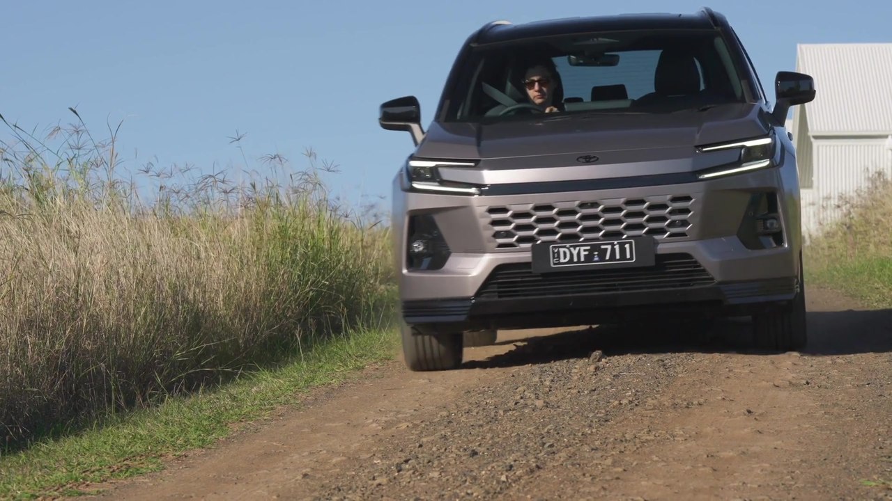 2026 Toyota RAV4 PHEV XSE Driving Video