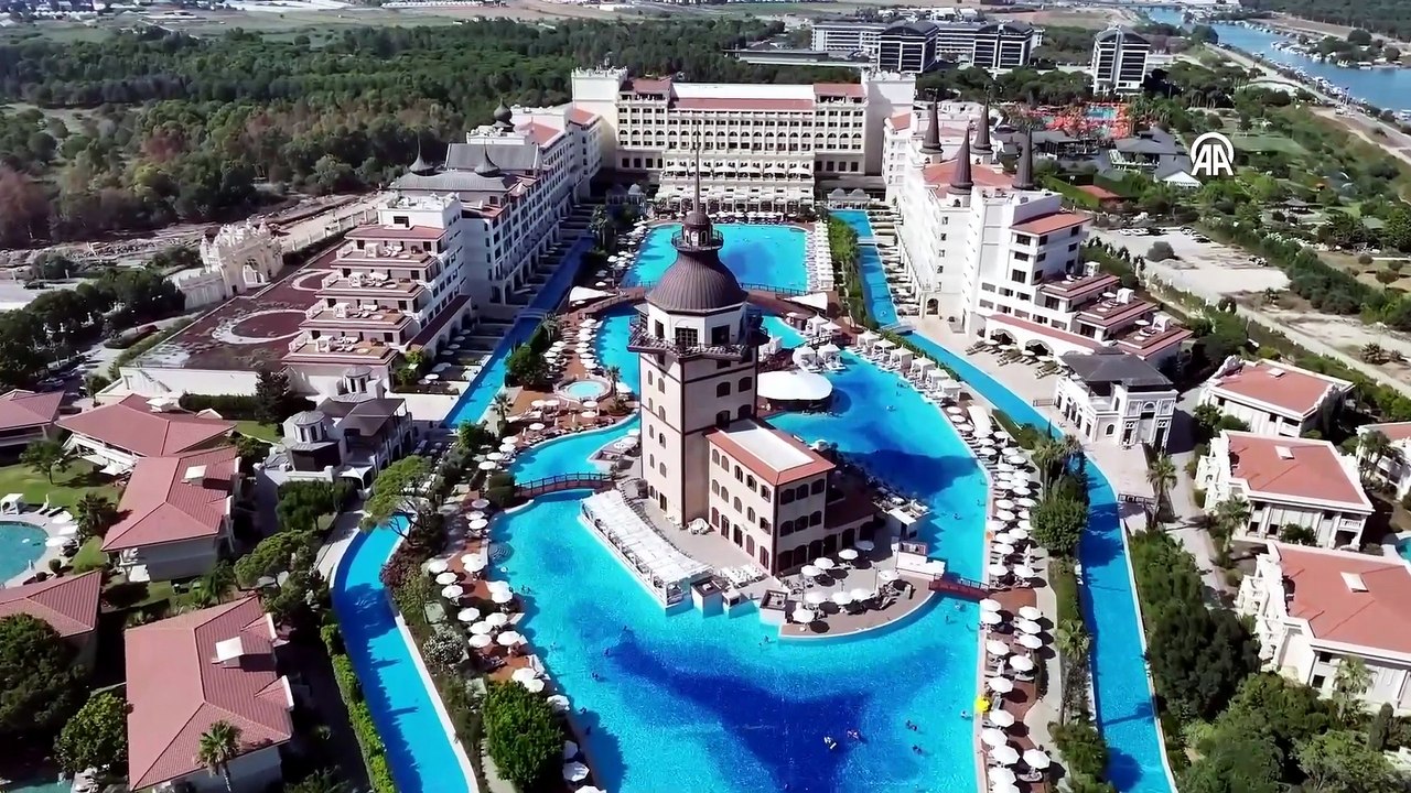 Antalya'da turizm patlaması:  Yabancı turist sayısı 6,5 milyonu aştı!