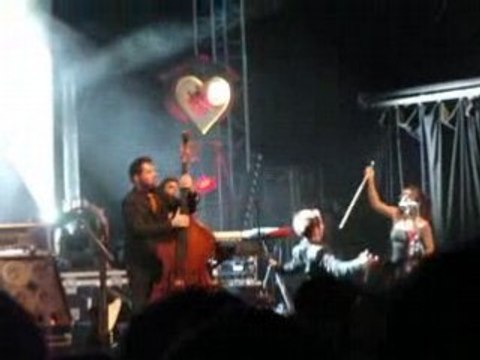 Dionysos deferlantes 2008 entrée