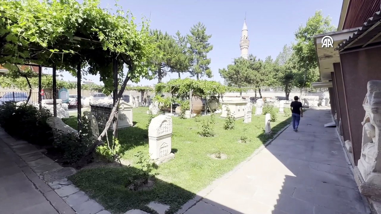 Çatalhöyük'ün saklı mirası gün yüzüne çıkıyor: 322 eser ilk kez sergilenecek
