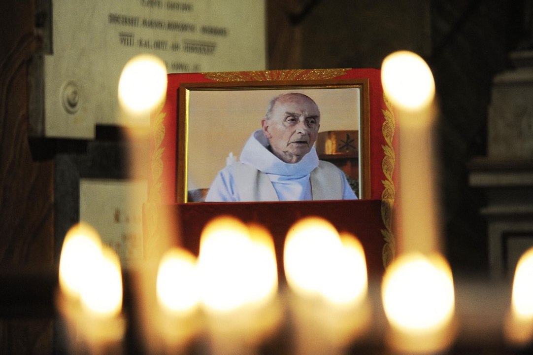 Attentat de Saint-Étienne-du-Rouvray : il y a dix ans, le père Jacques Hamel était égorgé après la messe