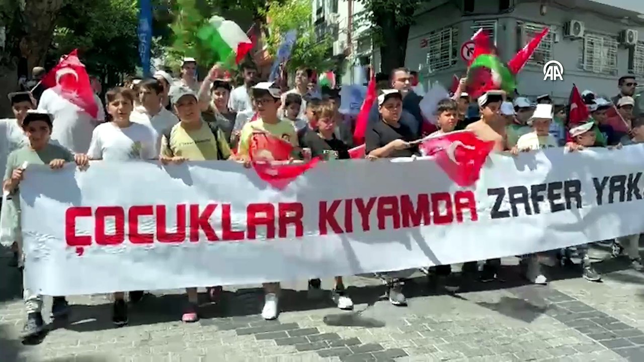AGD, Gazzeli çocuklar için "Çocuklar Kıyamda Zafer Yakında" yürüyüşü düzenledi