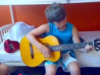 Arthur guitare
