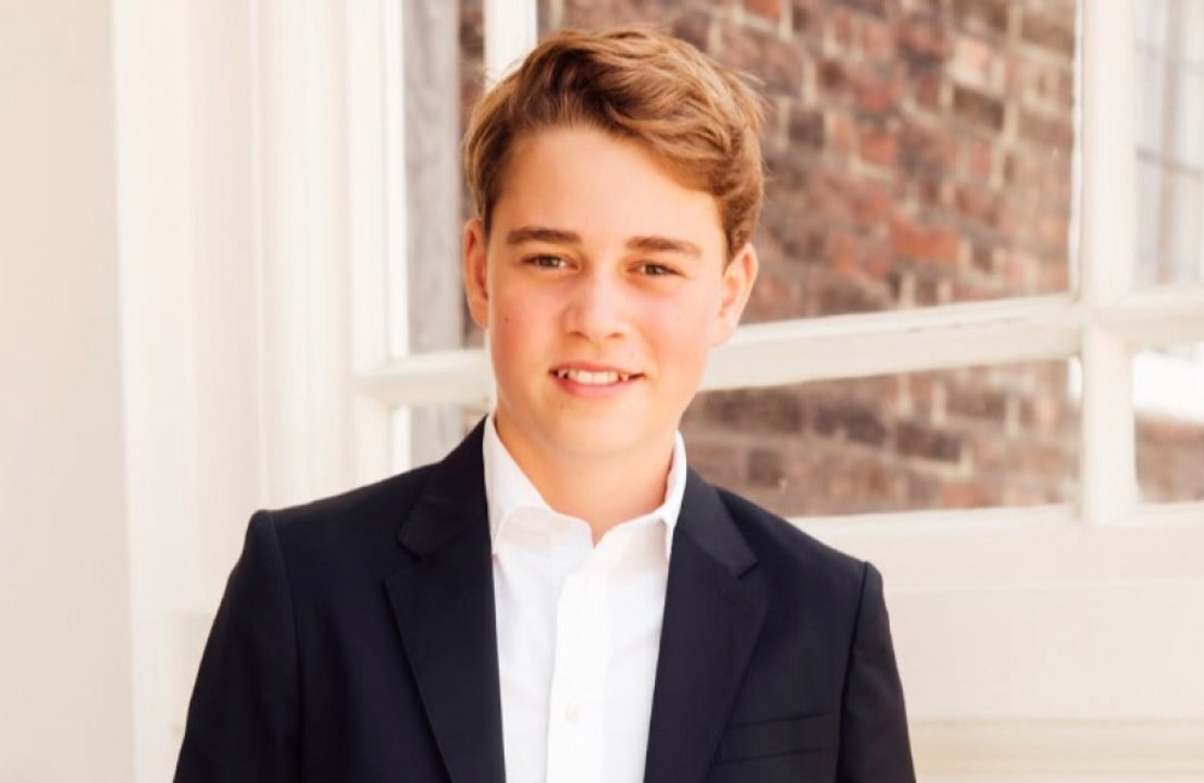 ジョージ王子、13歳の誕生日に新写真公開