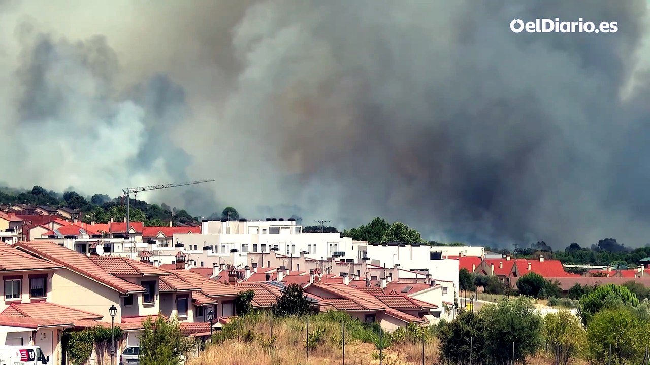 Un coche arde en la M-501 y provoca un nuevo incendio forestal en San Martín de Valdeiglesias