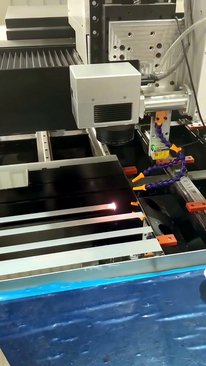 What coatings can a mirror laser coating removal machine remove?