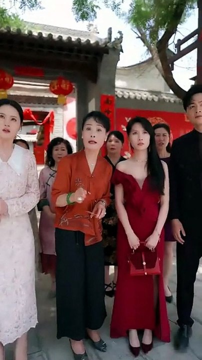 The Legendary Beggar Girlfriend [Full Movie]